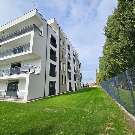 Harmonia Riva Apartman B11 Dunajská Streda Esterno foto
