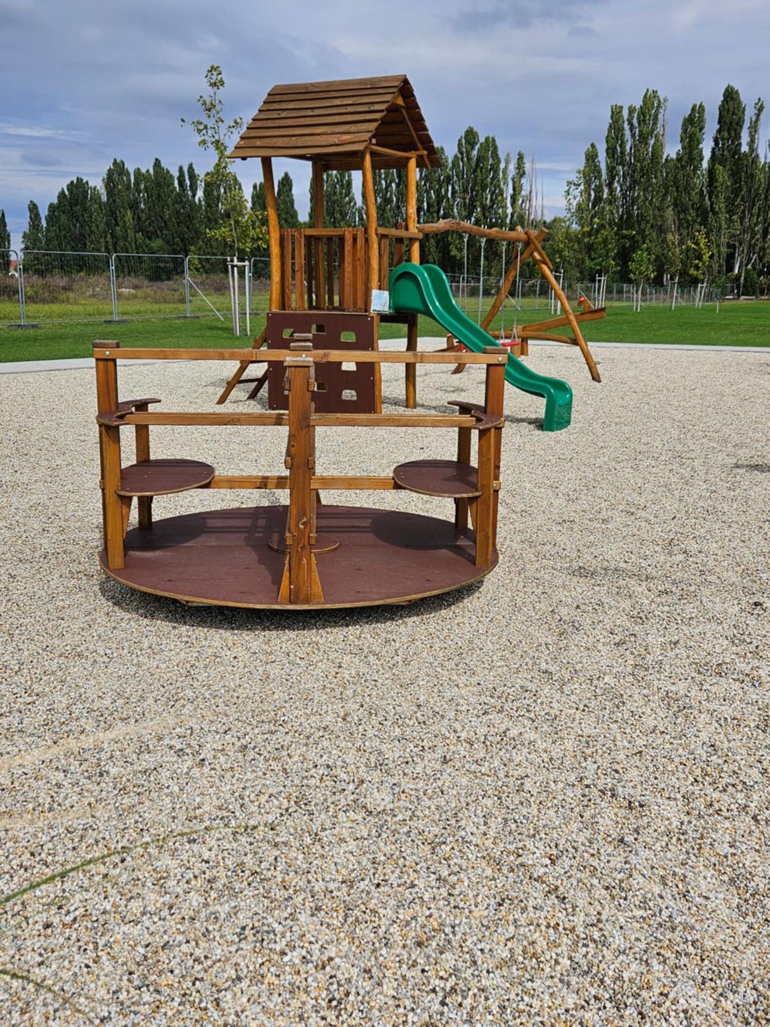 Harmonia Riva Apartman B11 Dunajská Streda Esterno foto